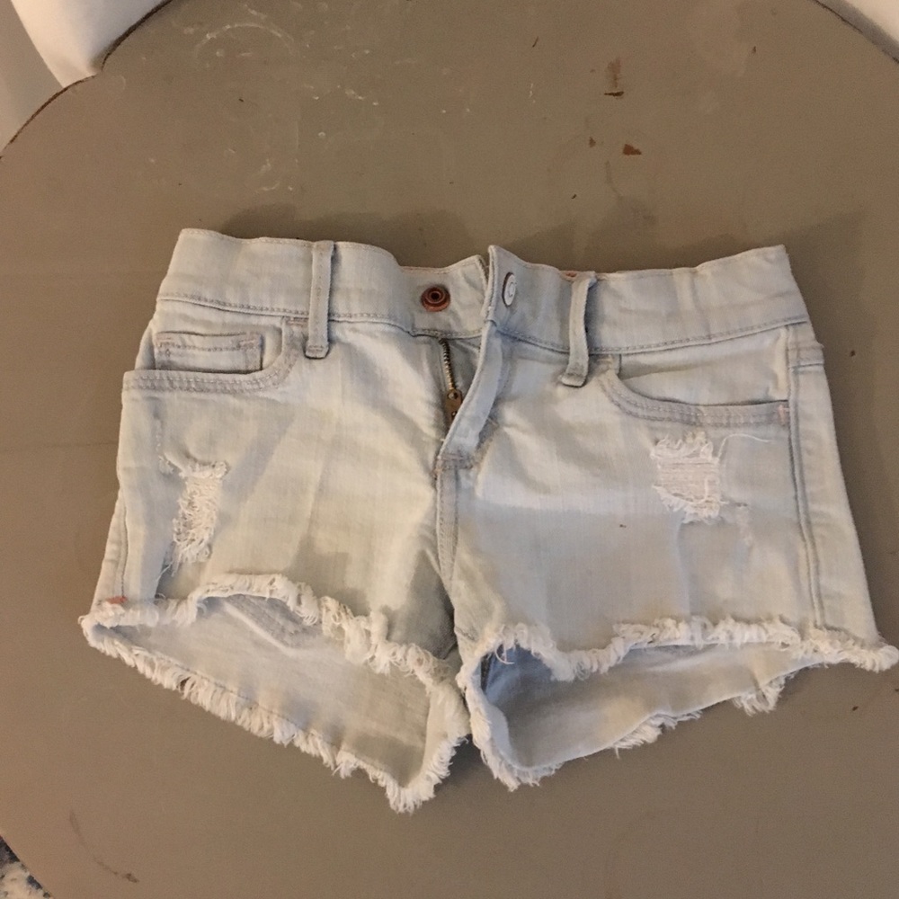 Light denim ripped jeans
